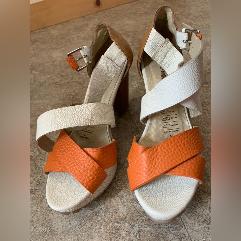 Bon Bonite Shoes size 6